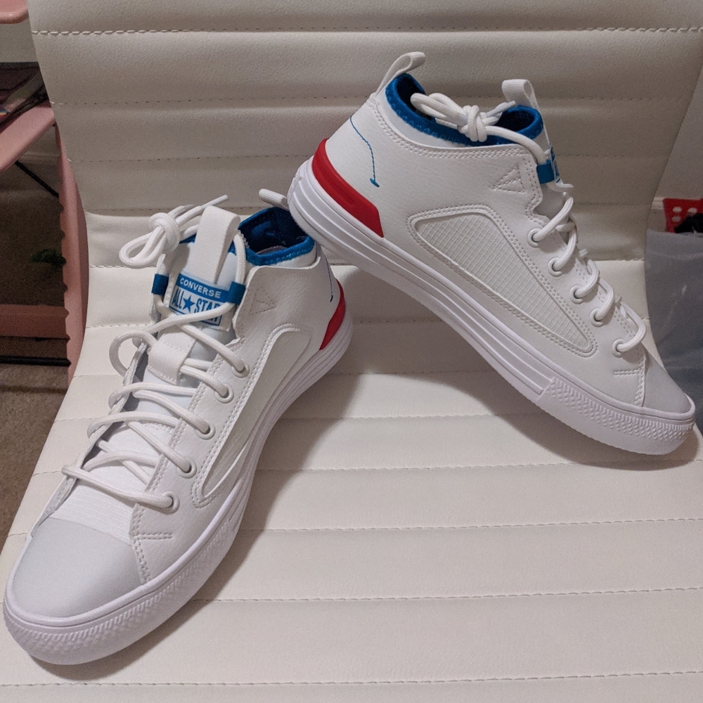 Converse Chuck Taylor all star shoot for the moon